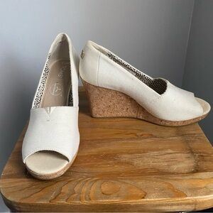 TOMS Women's Cream Wedge Heals